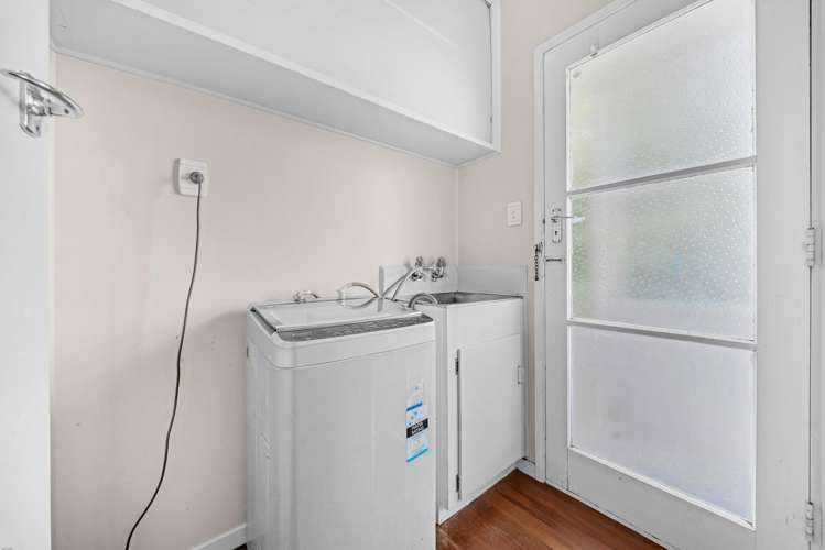 2/62 Great South Road Papakura_17