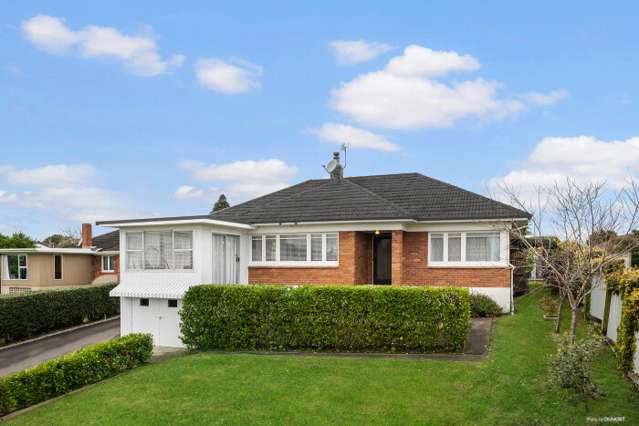 Perfect House. Perfect Garage. Perfect Location.