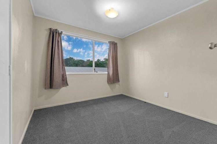 9 Glenbervie Crescent Massey_14