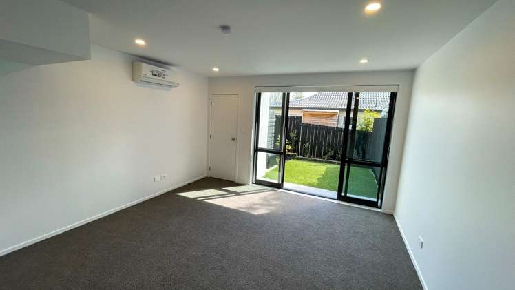 5/3 Fairdale Place Birkdale_13