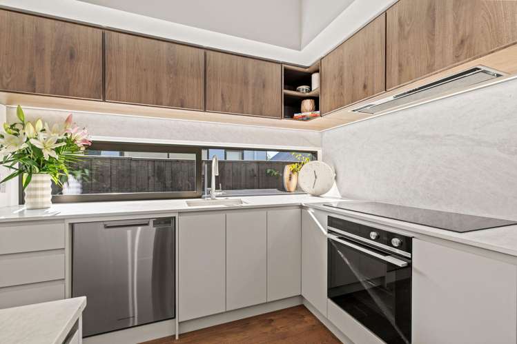 32 Walter Case Drive Harewood_8
