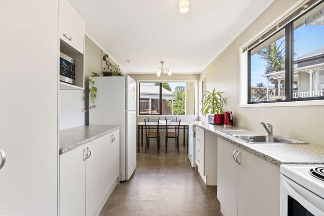 33 & 33a Hetherington Road Ranui_4