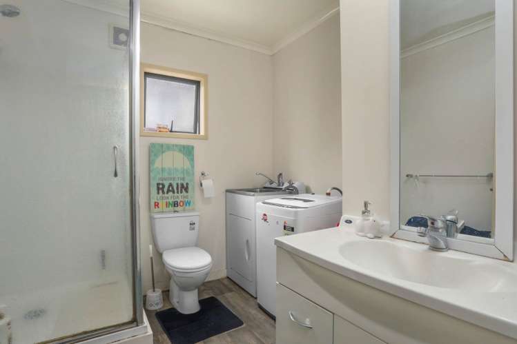 1/68 Panorama Road Mt Wellington_6