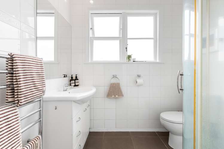 2 Haronui Road Greenlane_11
