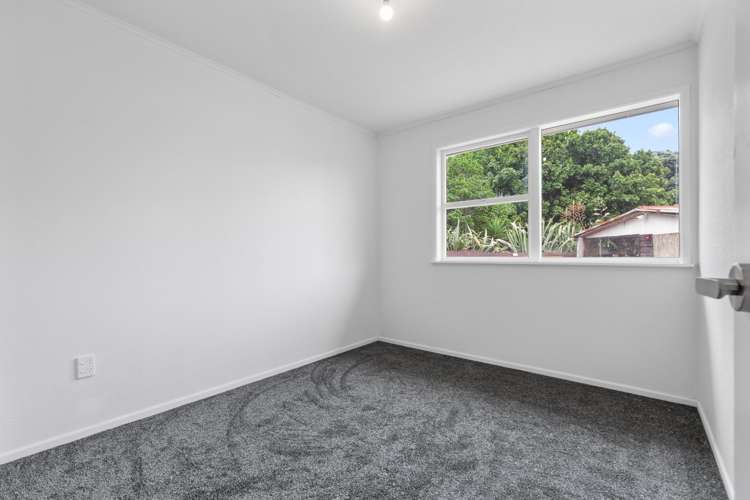 70 Clayton Avenue 10693_6