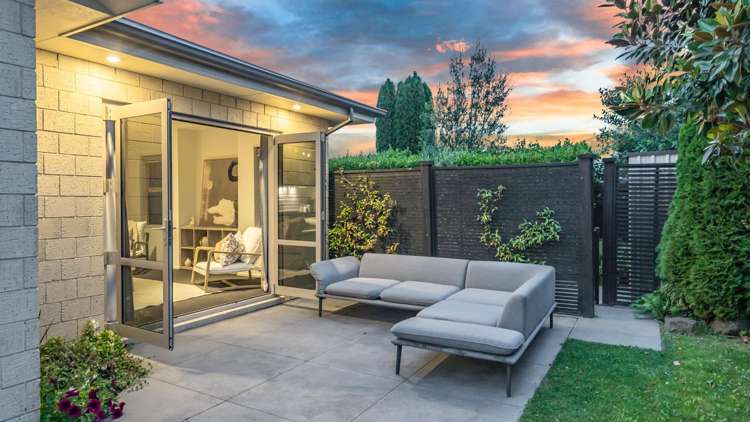 5 Millpark Place Northwood_30