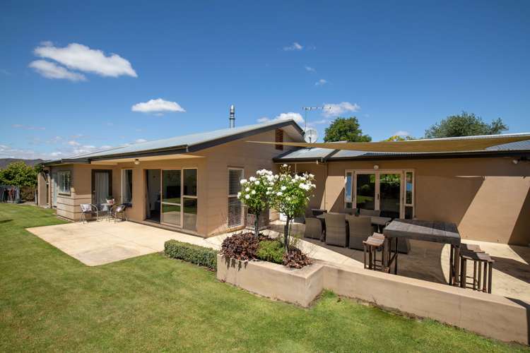 18 Blackmore Crescent Alexandra_16