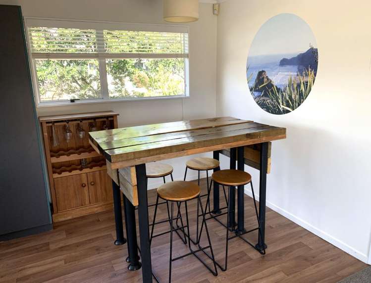 12 Alpha Avenue 11581_5