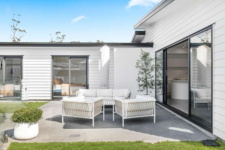 9 Matahae Crescent Milldale_14