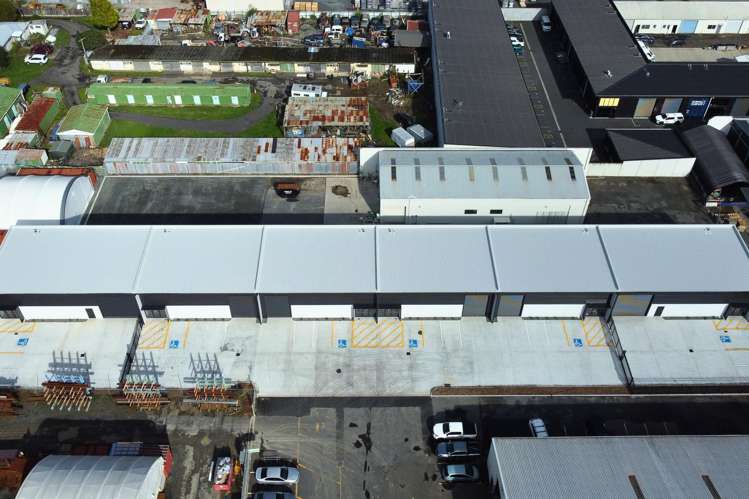 U1 and U6/26D Sheffield Street Te Rapa_9