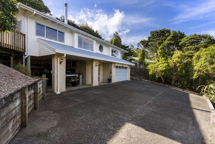 105 Waitakere Road Waitakere_34