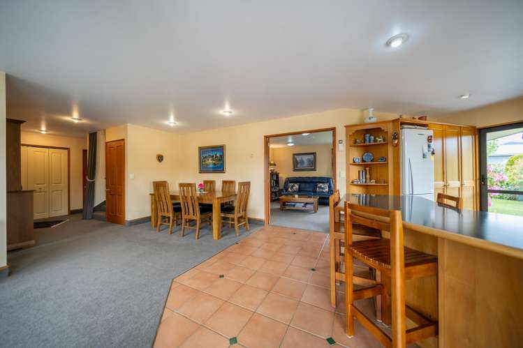 2 Campbell Court Te Anau_10