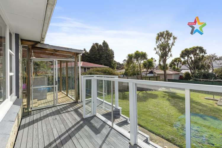 54 Holland Street Wainuiomata_13