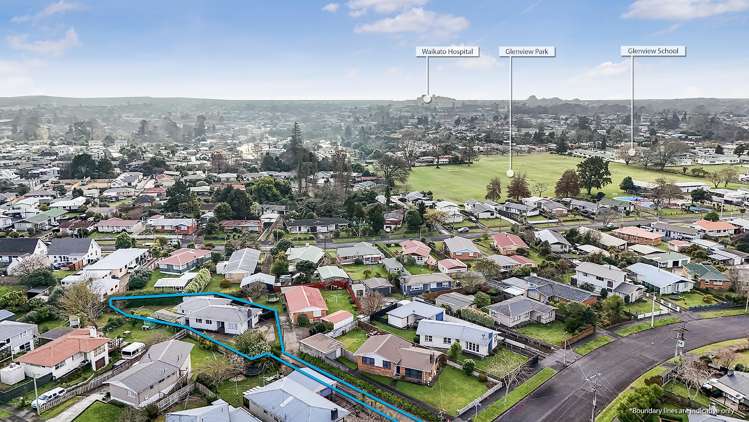 31 Garden Heights Avenue Glenview_26