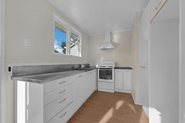 43 Hamill Road Otara_11