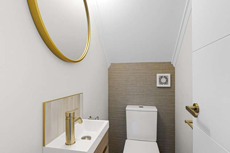 2/100 Innes Road Saint Albans_10