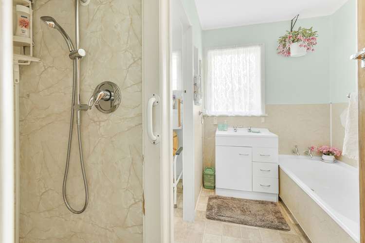 38 Southsea Crescent Silverdale_10