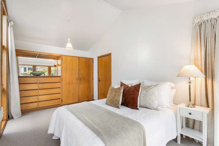 26 Lansbury Avenue Strowan_12