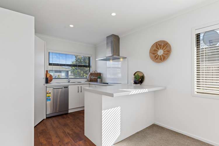 16 Marion Crescent Papamoa_5