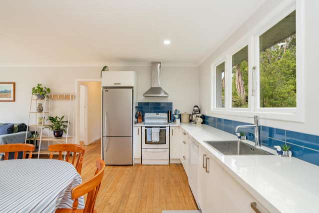 131 Black Road Otatara_2