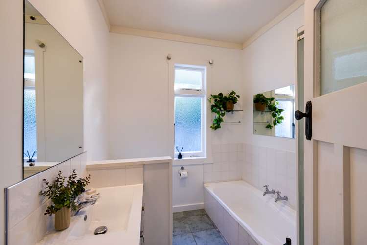 4 Harvey Road Bluff Hill_12