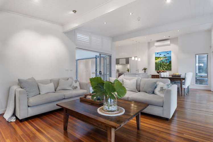 261 Omaha Drive Omaha_6