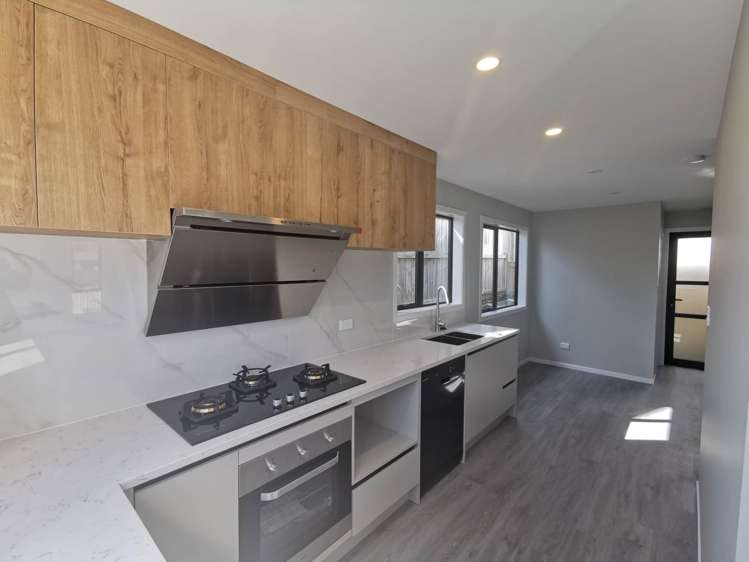 13E Windermere Crescent Blockhouse Bay_3