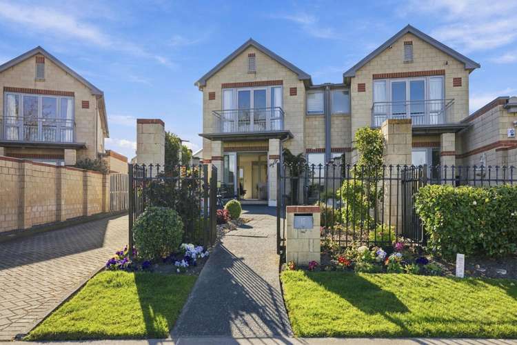 12 Waterford Avenue_0