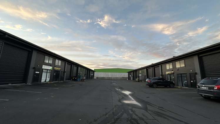 12/54-66 Paraone Koikoi Drive Tauriko_1