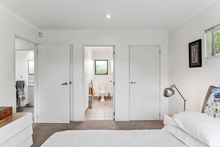 13/1 Piriti Drive Te Atatu Peninsula_7