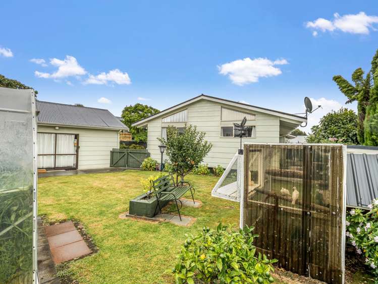 17 Akepiro Place Tawhero_32