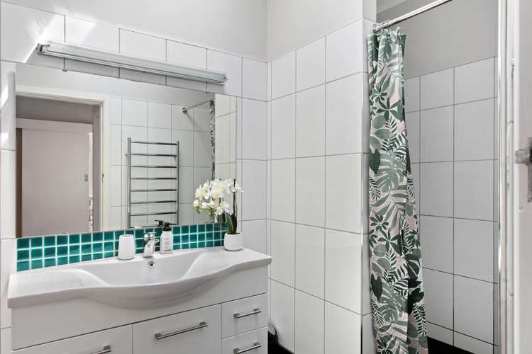 28A Moana Road Okitu_26