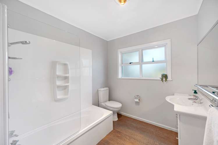 2 Cambridge Terrace Taradale_21