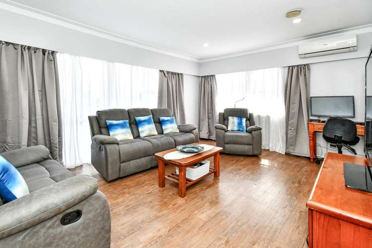 29 Halberg Street Papakura_7