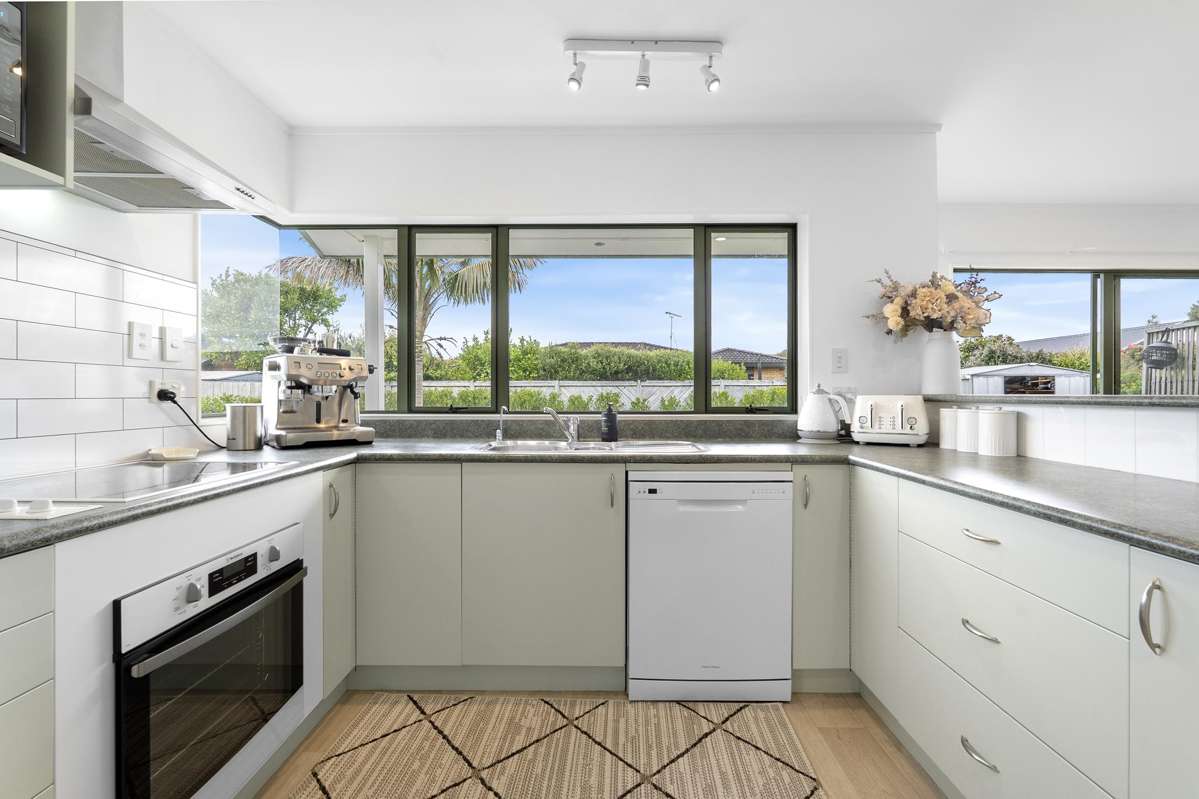 22 Lakeside Drive_1