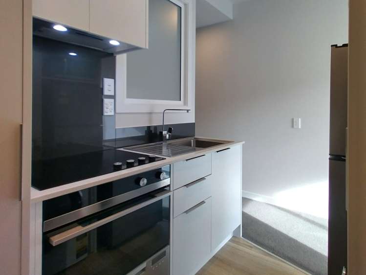 404/2 Colombo Street Newtown_5