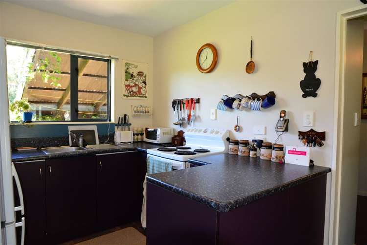 4213 Christchurch Akaroa Road Little River_7