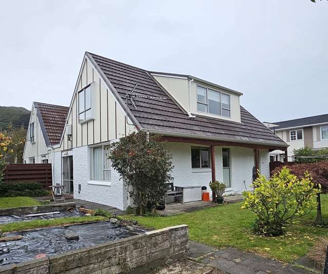 Well presented three bedroom townhouse