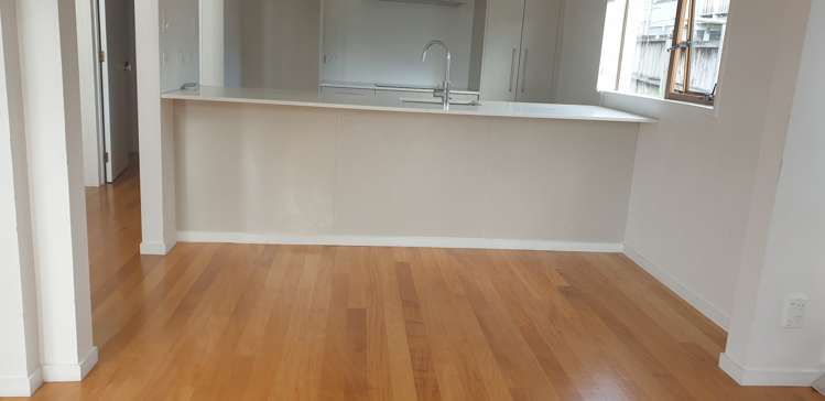 1/23 College Road Northcote_7