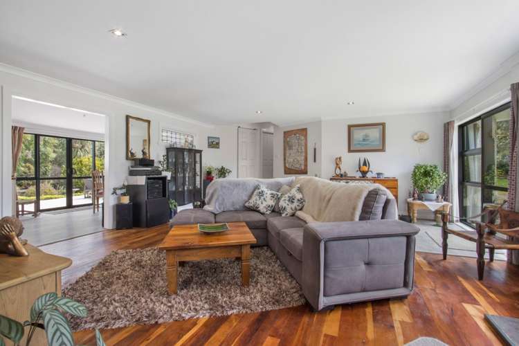 397 Busby Road Hauraki Surrounds_5