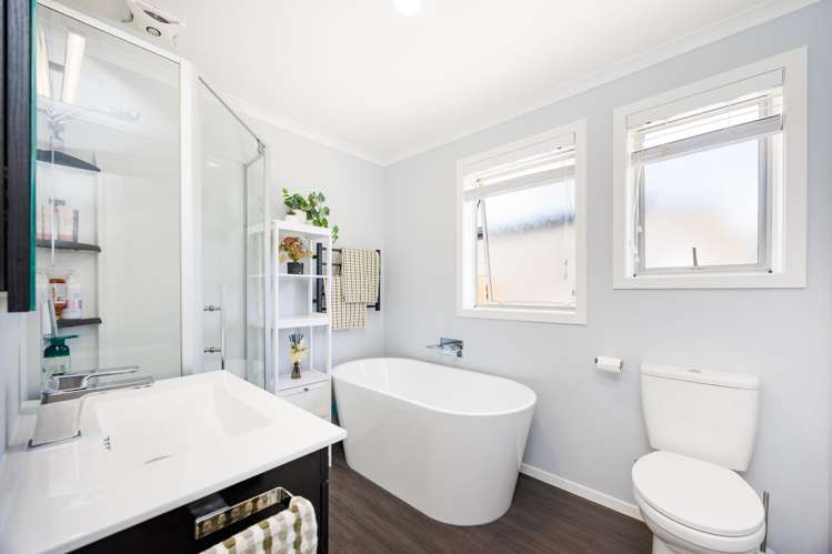 2 Capri Place Awapuni_12