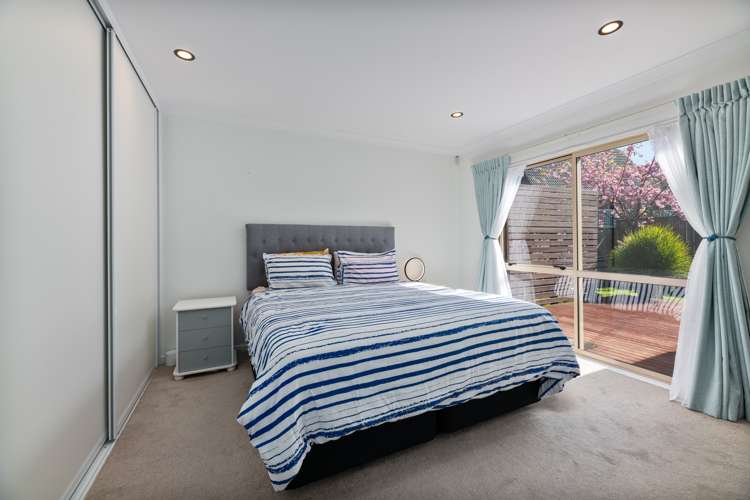 55 Helleur Road Massey_6