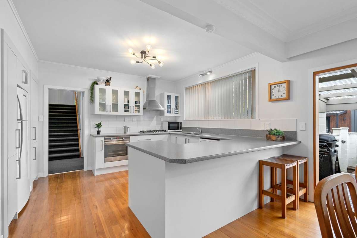 6 Upper Kingsley Street_5