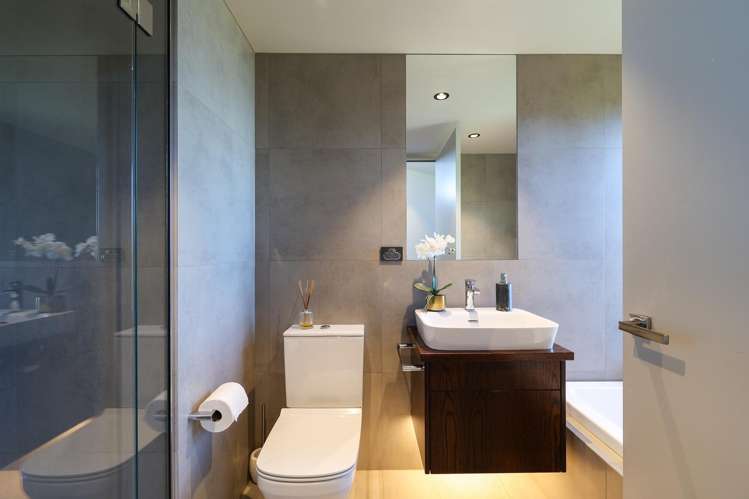 711c Cable Bay Road Hira_22