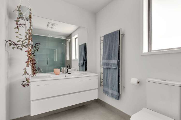 90 Adler Drive Ohauiti_19