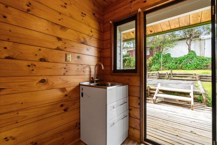 19 John Witton  Drive Crofton Downs_17