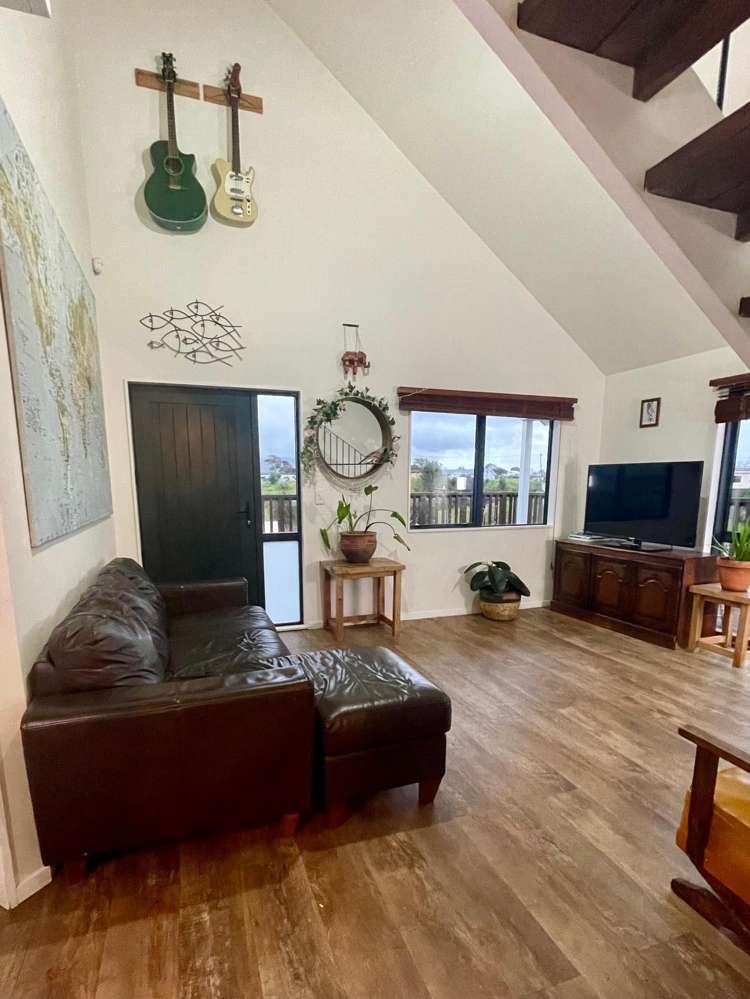 16 Seabreeze Way Raglan_6