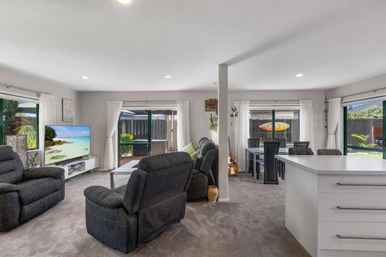 21 Romana Crescent Papamoa_4