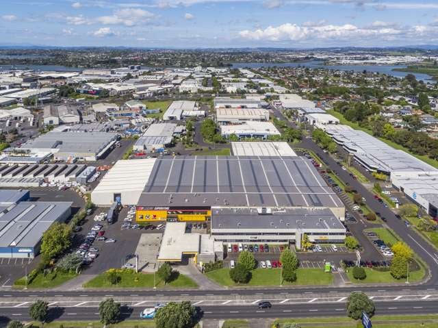 Large Mt Wellington industrial facility