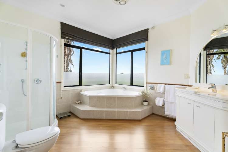 36 Beauvoir Avenue Matakatia_12